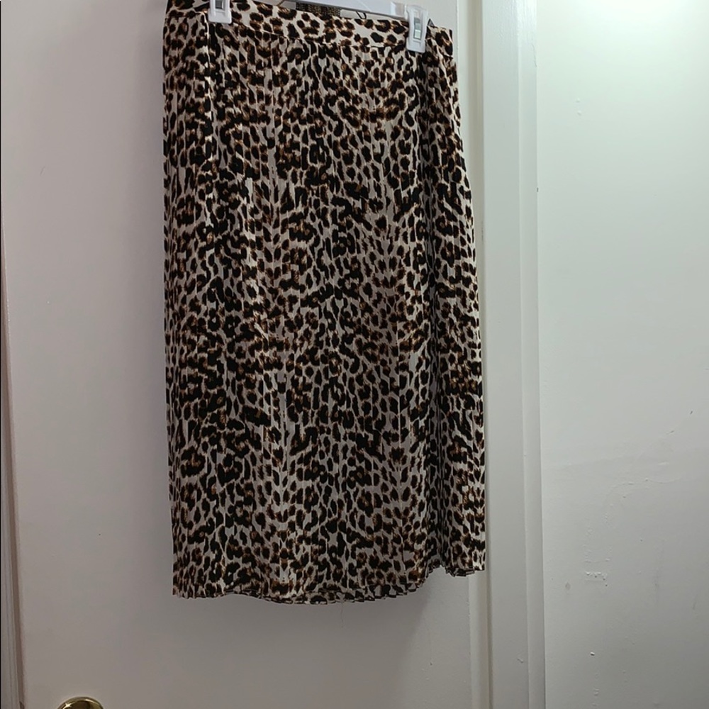 Pleated skirt